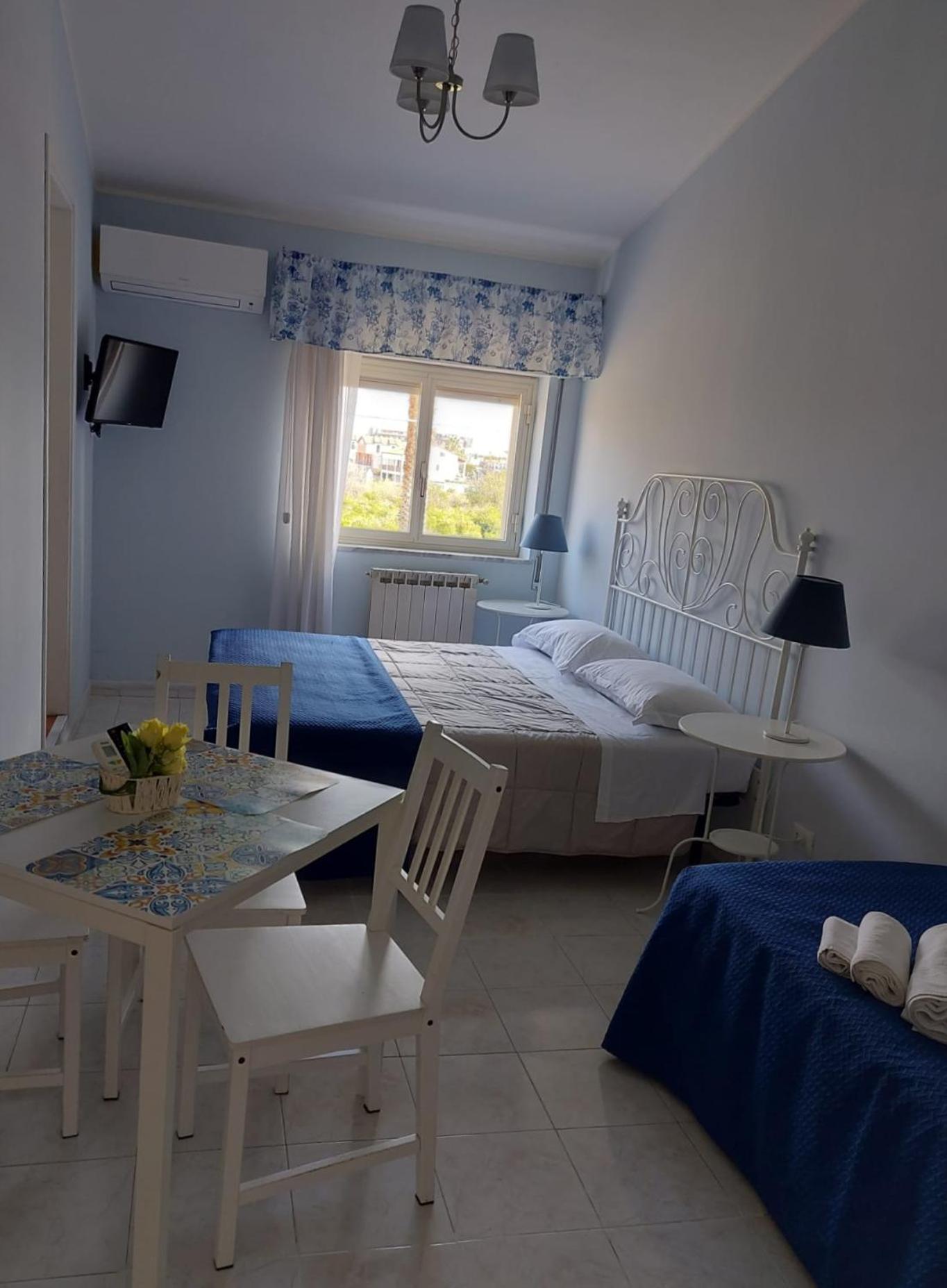 Villa Nadira Giardini Naxos Eksteriør billede
