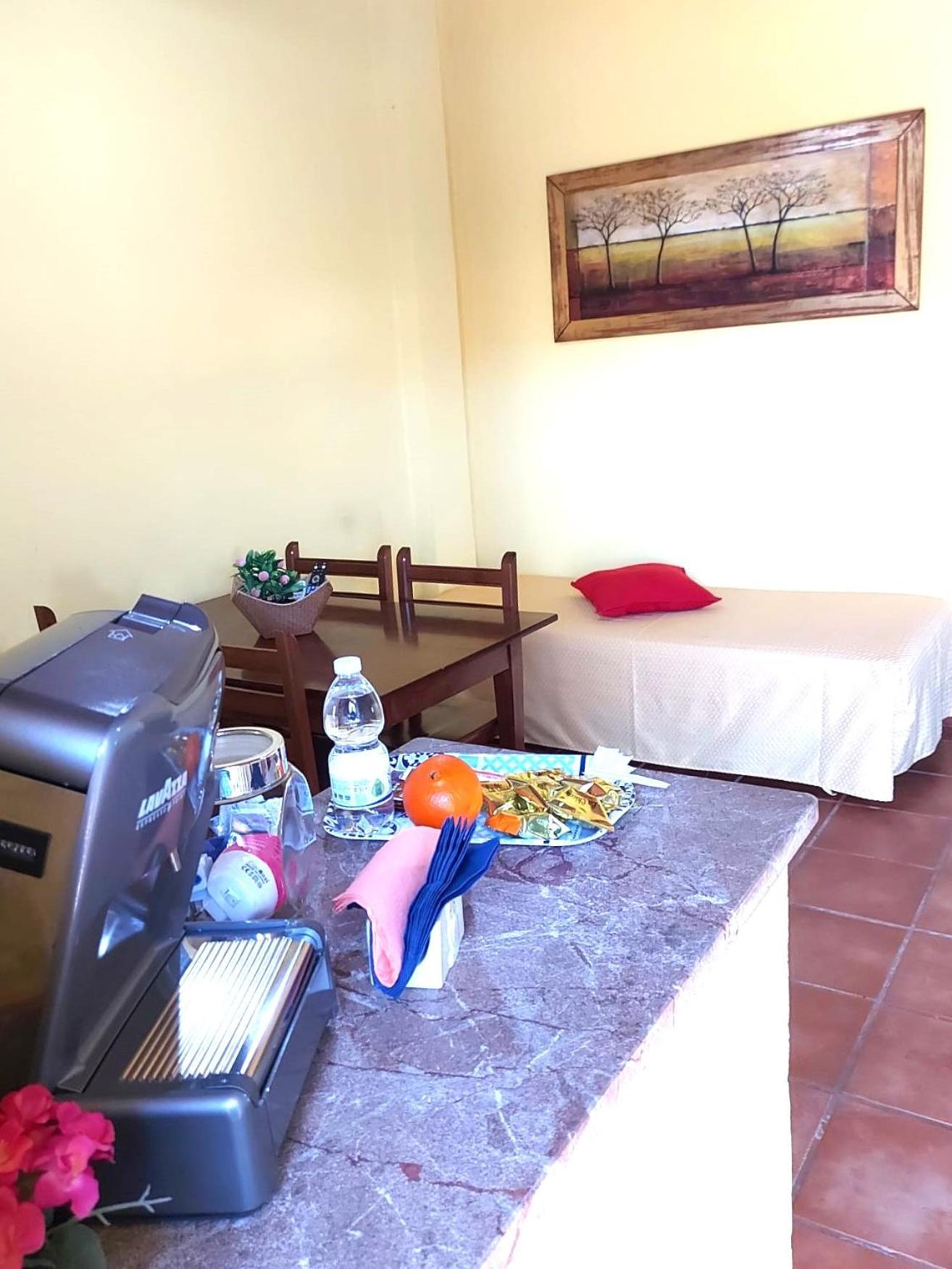 Villa Nadira Giardini Naxos Eksteriør billede
