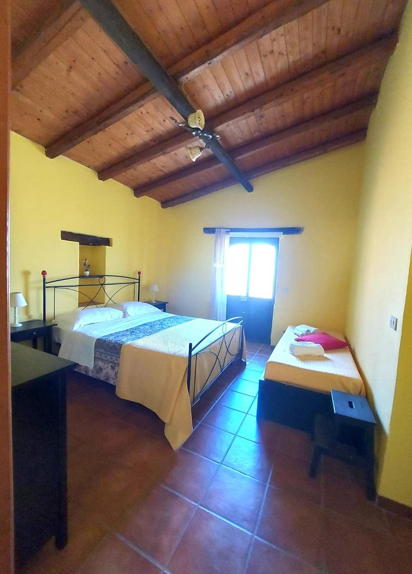 Villa Nadira Giardini Naxos Eksteriør billede