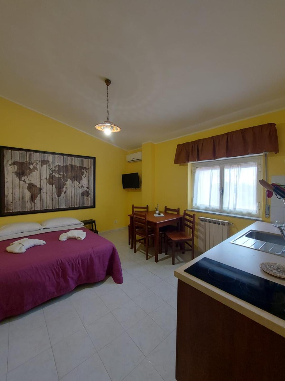 Villa Nadira Giardini Naxos Eksteriør billede